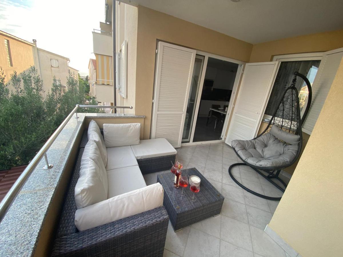 Elegant 2-bedroom With Free Parking * Novalja